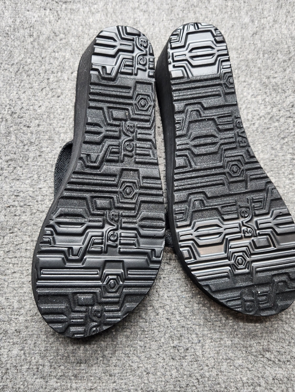 Teva Sandals Womens 9 Black Flip Flop Comfort Casual Beach Travel - Picture 7 of 7
